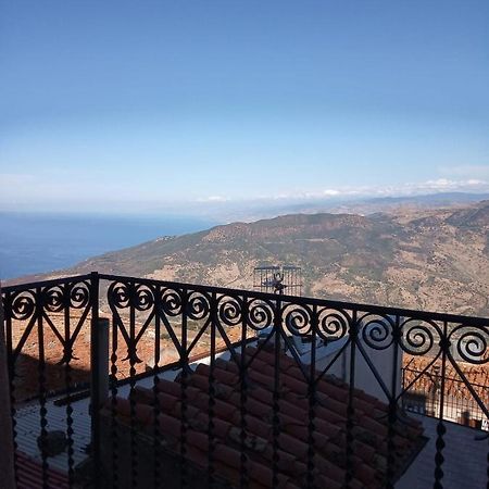 Aurusa - Casa Vacanze Pollina, Sicilia Autentica Exteriör bild